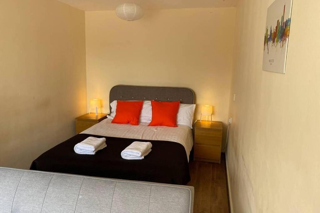 Conveniently Situated 1Bed Apt In Stretford Apartamento Manchester Exterior foto